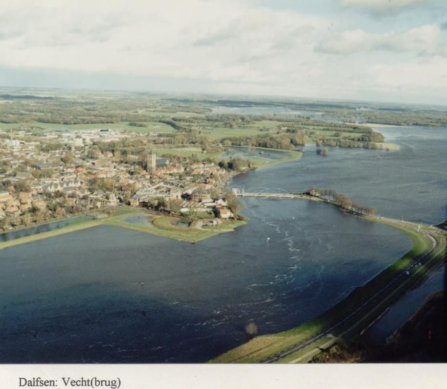 Hoogwater op de Vecht in 1998 bij Dalfsen